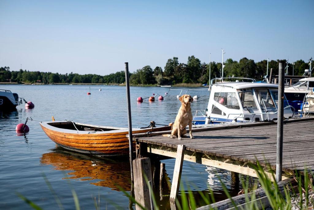 Bla Huset Apartment Vaxholm Exterior photo